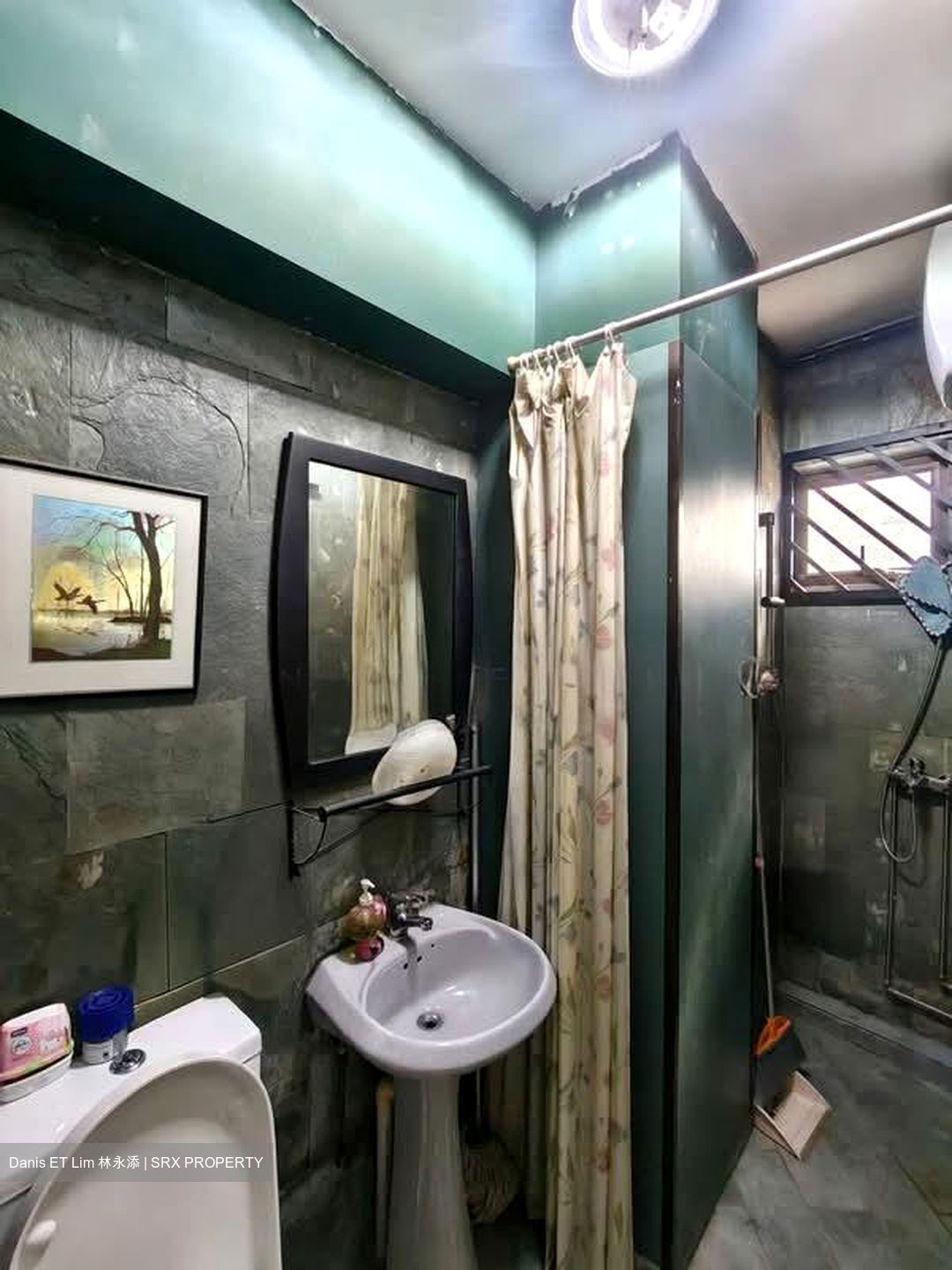 Blk 240 Lorong 1 Toa Payoh (Toa Payoh), HDB Executive #533863601